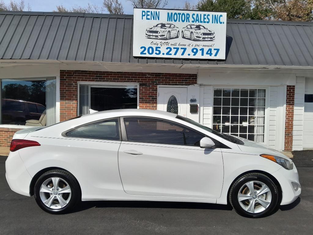 2013 Hyundai Elantra Coupe GS's photo