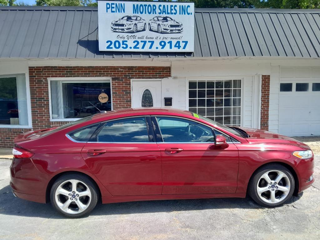 2016 Ford Fusion SE's photo